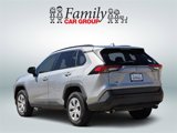 Used 2021 Toyota RAV4 LE image 3
