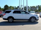 Used 2018 Ford Explorer XLT w/ Equipment Group 202A image 6
