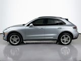 Certified 2022 Porsche Macan image 2