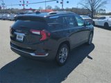 Used 2024 GMC Terrain SLT image 5