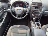 Used 2018 Ford Explorer XLT image 3