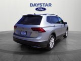 Used 2019 Volkswagen Tiguan SE w/ Panoramic Sunroof Package image 3