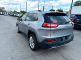 Used 2017 Jeep Cherokee Limited image 5