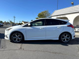 Used 2017 Ford Focus ST image 5