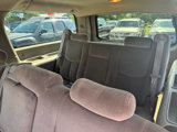 Used 2004 GMC Yukon XL SLE image 3