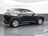 Used 2020 Toyota RAV4 XLE image 4