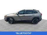 Used 2016 Jeep Cherokee Latitude w/ Cold Weather Group image 6