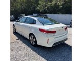 Used 2017 Kia Optima EX w/ Technology Package image 2