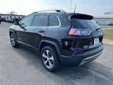 Used 2019 Jeep Cherokee Limited image 3