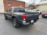Used 2019 Toyota Tacoma TRD Off-Road image 3