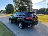 Used 2017 Toyota Highlander Limited Platinum image 6