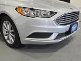Used 2017 Ford Fusion SE image 2