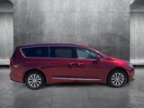 Used 2018 Chrysler Pacifica Touring-L image 4