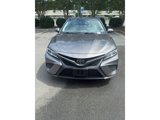 Used 2018 Toyota Camry SE image 2