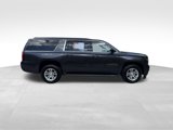 Used 2017 Chevrolet Suburban LT image 4