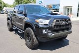 Used 2017 Toyota Tacoma TRD Sport image 2