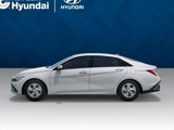 New 2025 Hyundai Elantra SE image 3