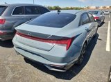 Used 2022 Hyundai Elantra SEL w/ Convenience + Premium Package image 3