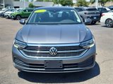 Certified 2022 Volkswagen Jetta SE w/ Panoramic Sunroof Package image 5
