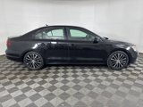 Used 2016 Volkswagen Jetta Sport image 2