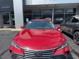 Used 2022 Toyota Avalon Limited image 2