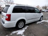 Used 2015 Chrysler Town & Country Touring image 6