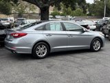 Used 2017 Hyundai Sonata SE image 3