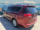 Used 2019 Chrysler Pacifica Touring-L image 5