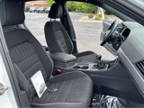 Used 2023 Volkswagen Jetta Sport image 5