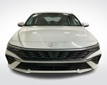 Used 2025 Hyundai Elantra SE image 2