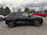 Used 2022 Chevrolet TrailBlazer RS w/ Sun and Liftgate Package image 2