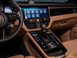 Used 2025 Porsche Macan Turbo image 4