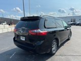 Used 2020 Toyota Sienna XLE image 6