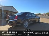 Used 2017 Chrysler 300 C image 5