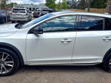 Used 2015 Volvo V60 T5 Cross Country image 6
