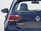 Used 2017 Volkswagen e-Golf SE w/ DC Fast Charging Package image 2