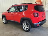 Used 2016 Jeep Renegade Latitude image 4
