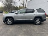 Used 2023 GMC Acadia SLT image 4