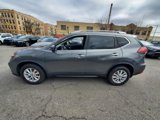 Used 2018 Nissan Rogue SV image 5