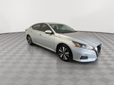 Used 2022 Nissan Altima 2.5 SV image 2