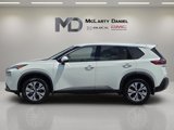 Used 2021 Nissan Rogue SV image 3