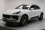 Certified 2022 Porsche Macan image 6