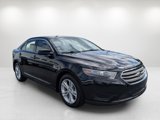 Used 2017 Ford Taurus SE image 3