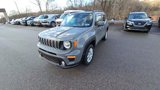 Used 2019 Jeep Renegade Latitude image 2