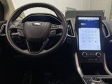 Used 2024 Ford Edge SE image 5