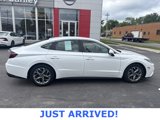 Used 2022 Hyundai Sonata SEL image 2