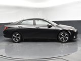 Used 2022 Hyundai Elantra SEL w/ Convenience + Premium Package image 5