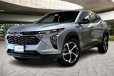 New 2025 Chevrolet Trax RS w/ Sunroof Package image 2
