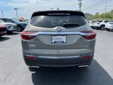 Used 2018 Buick Enclave Premium w/ Experience Buick Package image 4