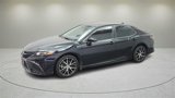 Used 2022 Toyota Camry SE image 4